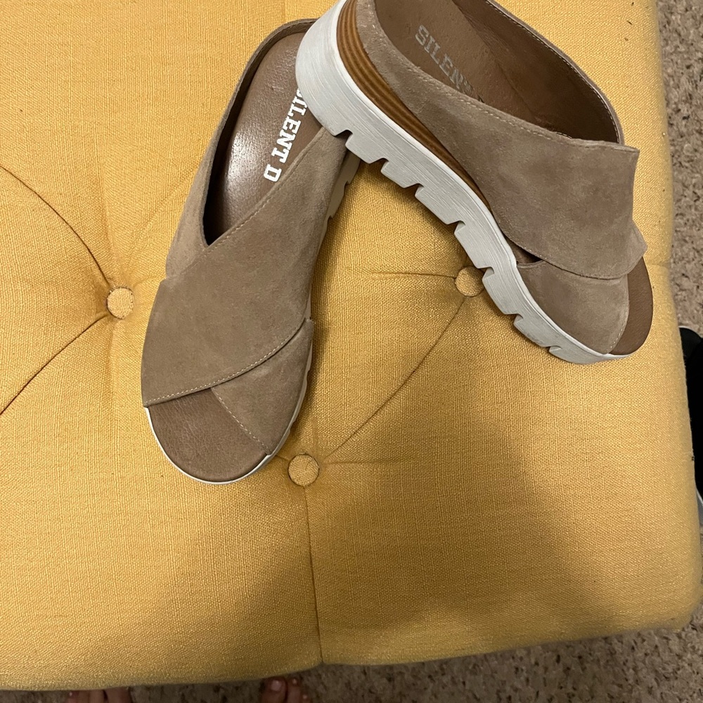 Silent D Racket Sandals. Tan Suede. Size 38 Gentl… - image 1